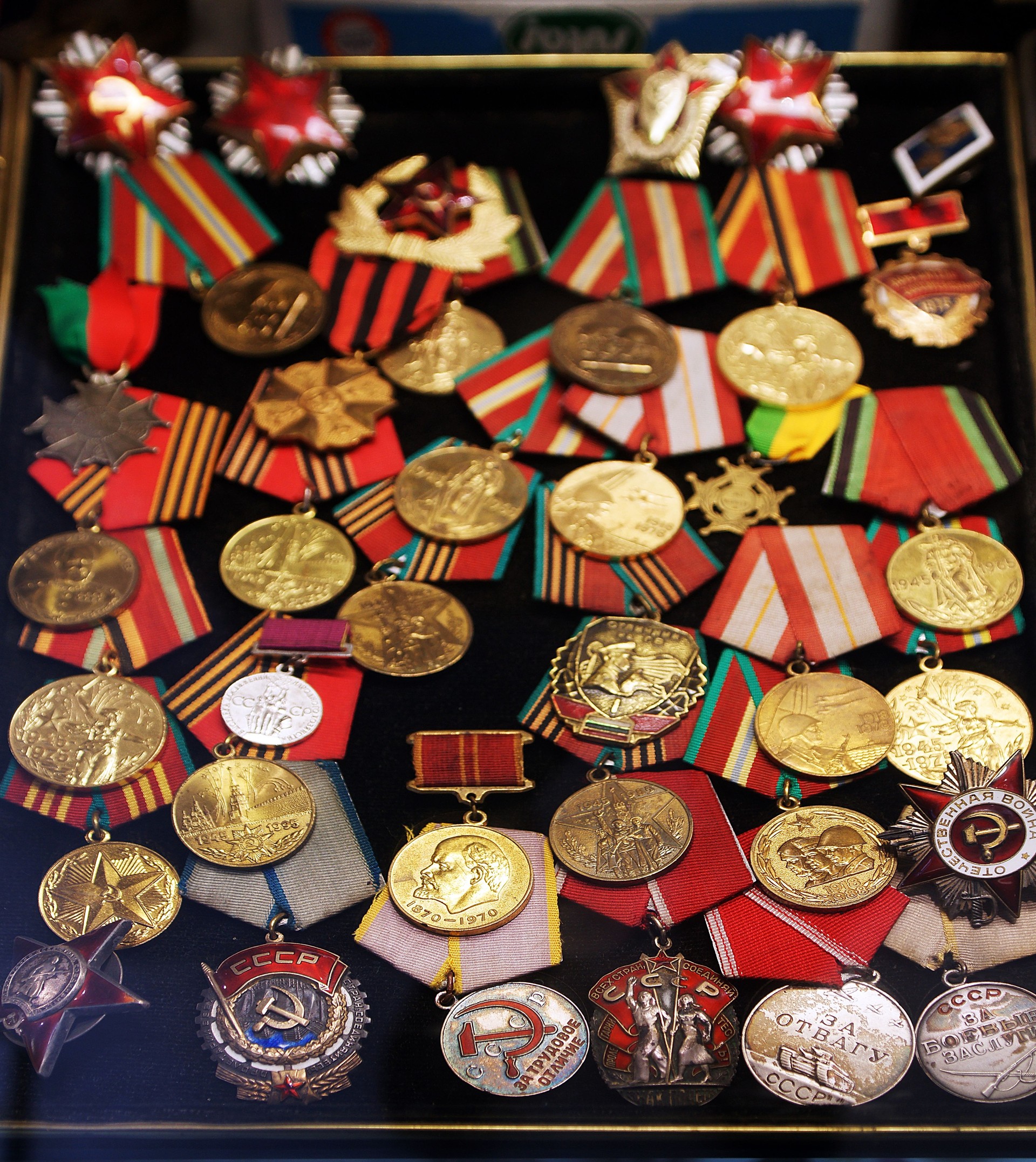 War medals and accessories appraisal 